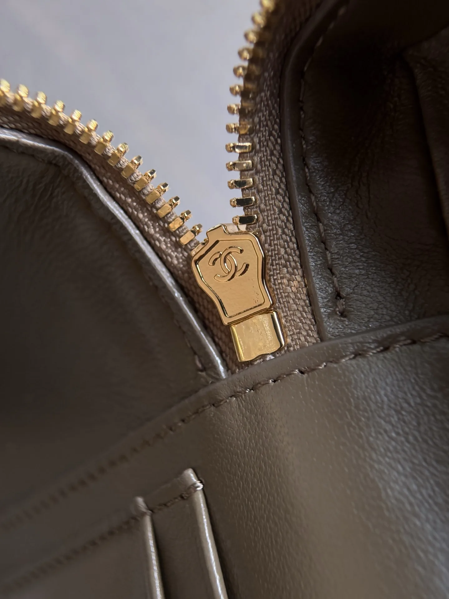 Women's Classic Handbags CHANEL 18147786