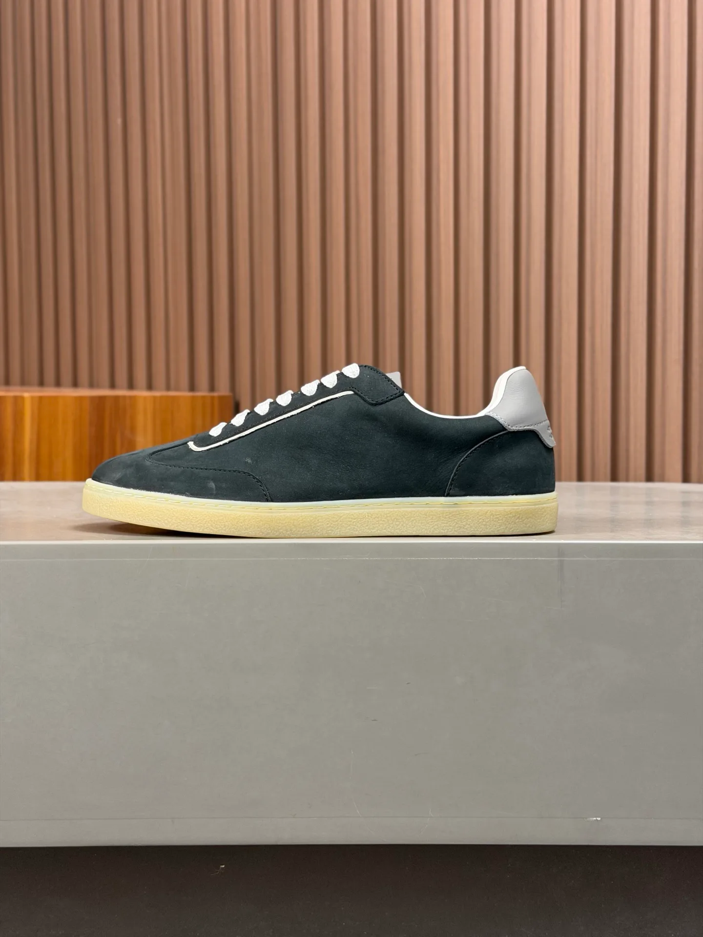 Men's Sneakers BRUNELLO CUCINELLI 18337496