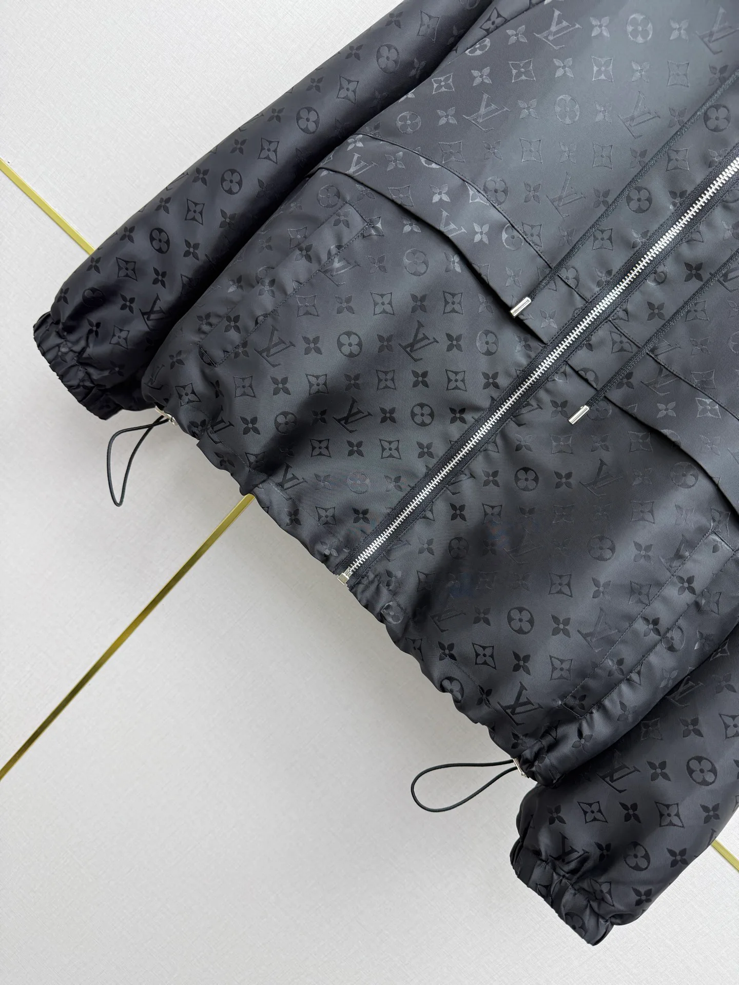 Women's Jackets And Down Jackets LOUIS VUITTON 17908353