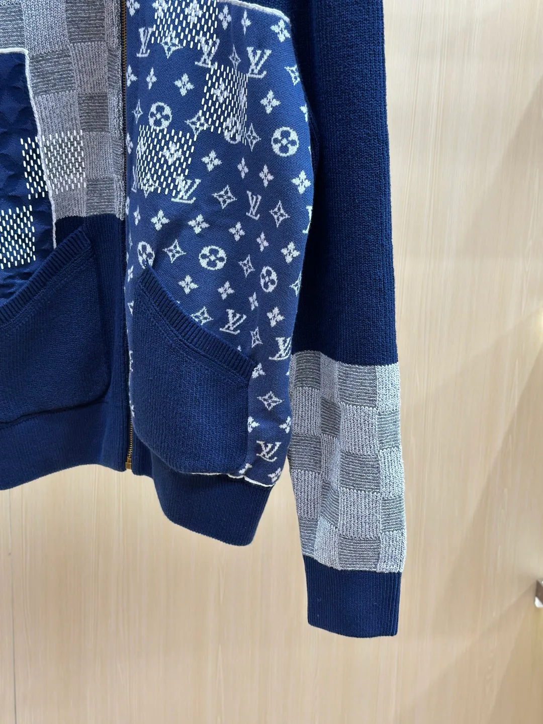 Men's Jackets And Down Jackets LOUIS VUITTON 18408266