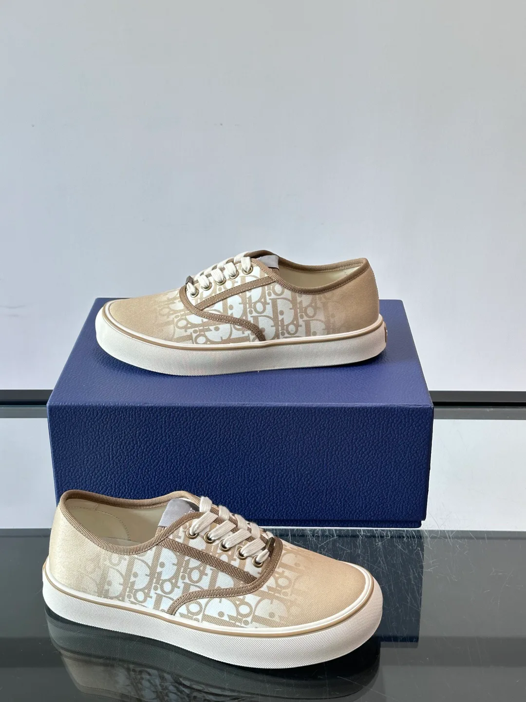 Women's Sneakers CHRISTIAN DIOR 17649810