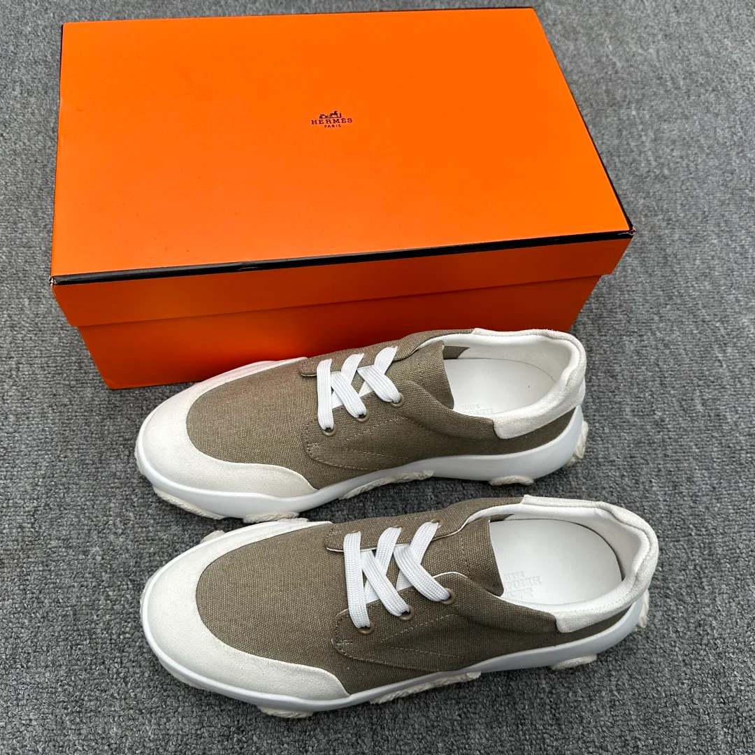 Men's Sneakers HERMES 18076376