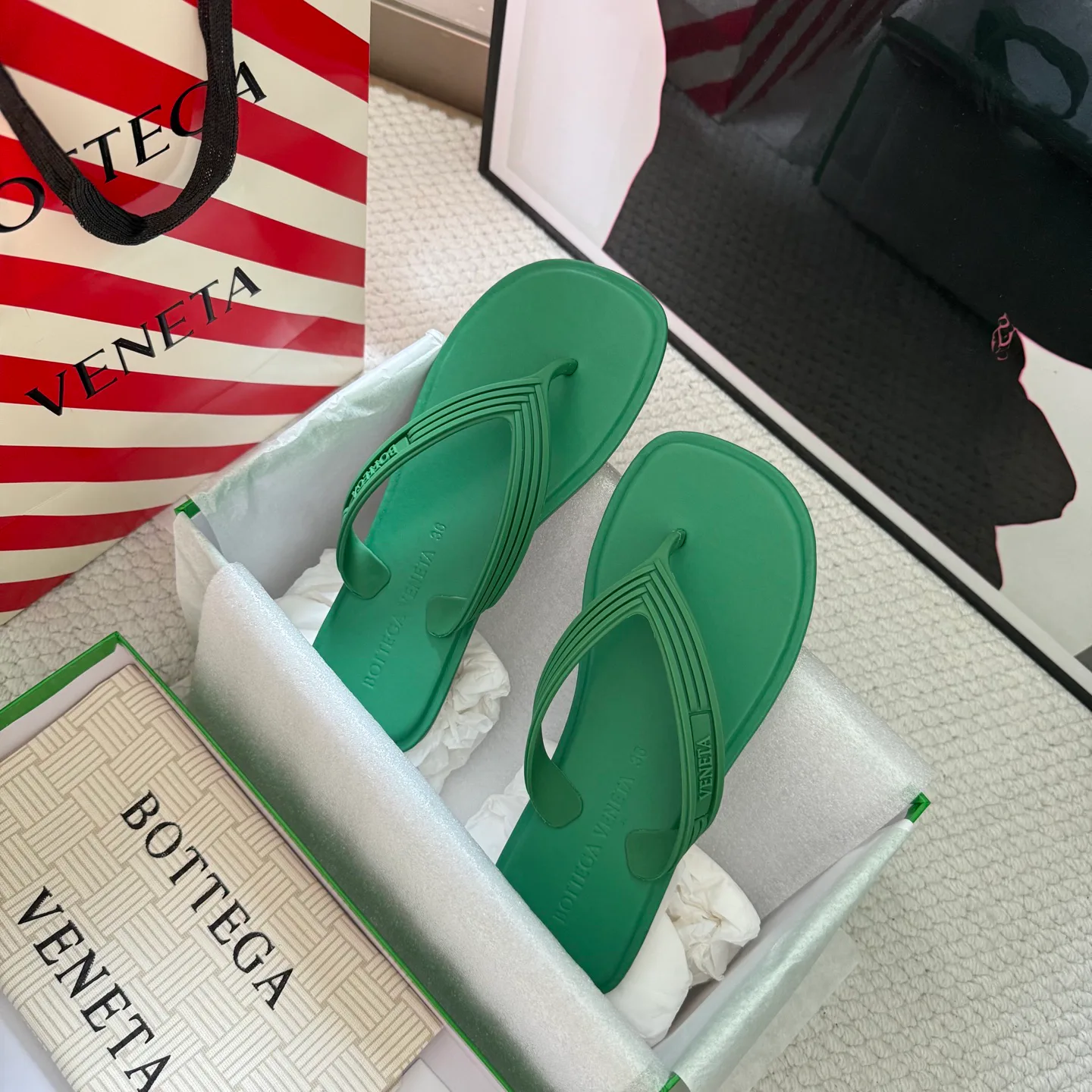 Women's Flip-Flops BOTTEGA VENETA 17386124