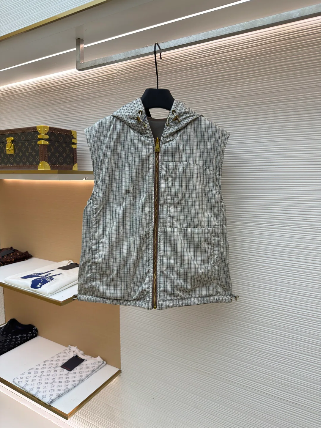 Men's Vests LOUIS VUITTON 18513796