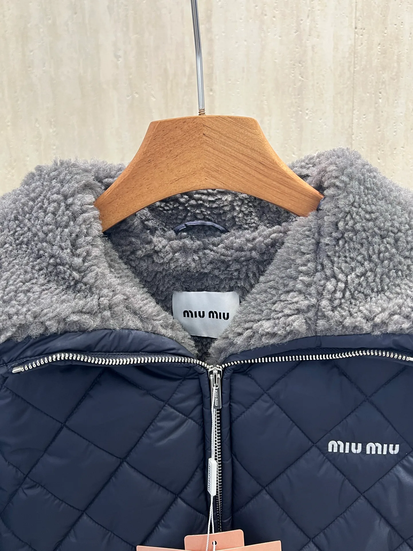 Куртки И Пуховики Мужские Miu Miu 18634346