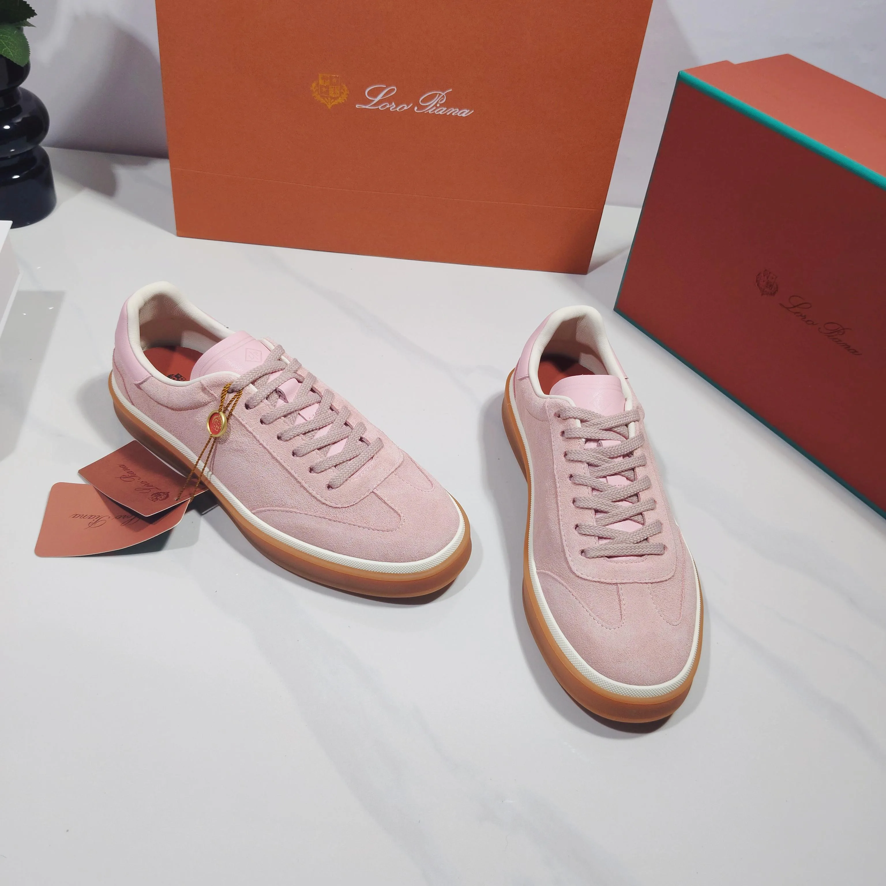 Women's Sneakers LORO PIANA 17961935