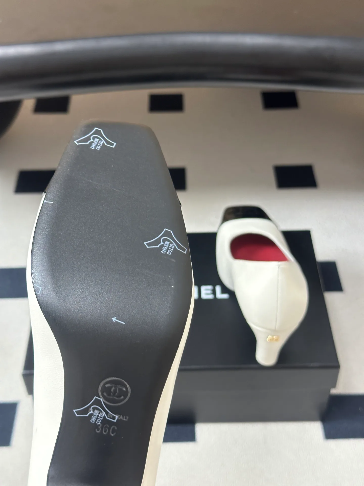 Women's Heels CHANEL 18049719