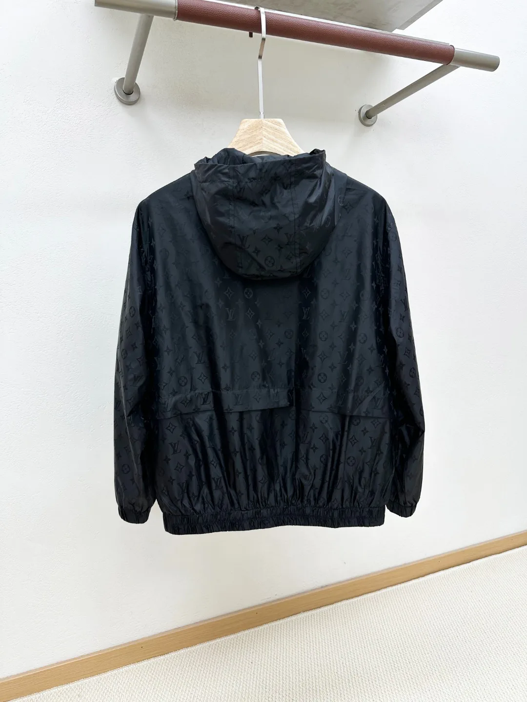 Men's Jackets And Down Jackets LOUIS VUITTON 18295835