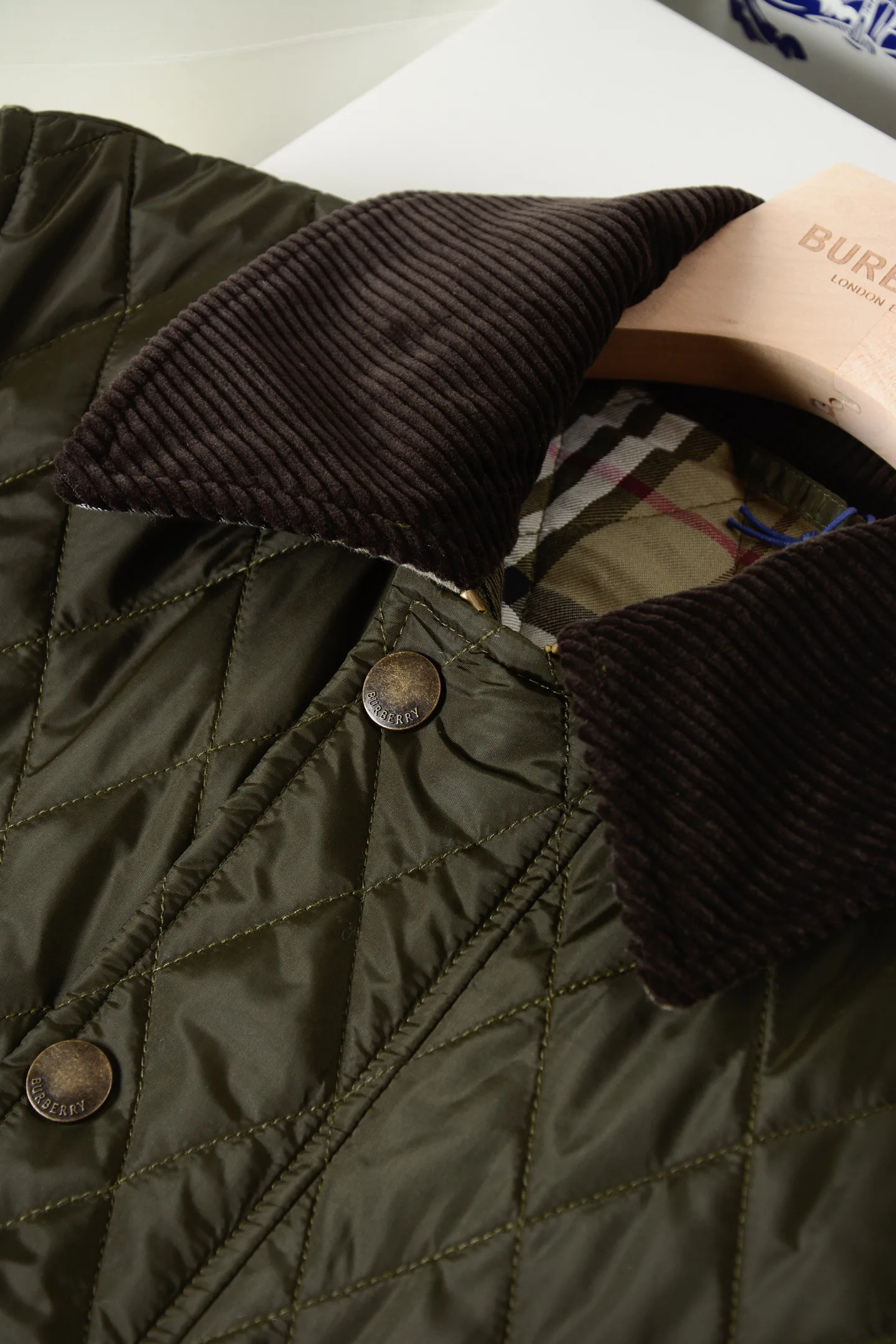 Women's Jackets And Down Jackets BURBERRY 18513001