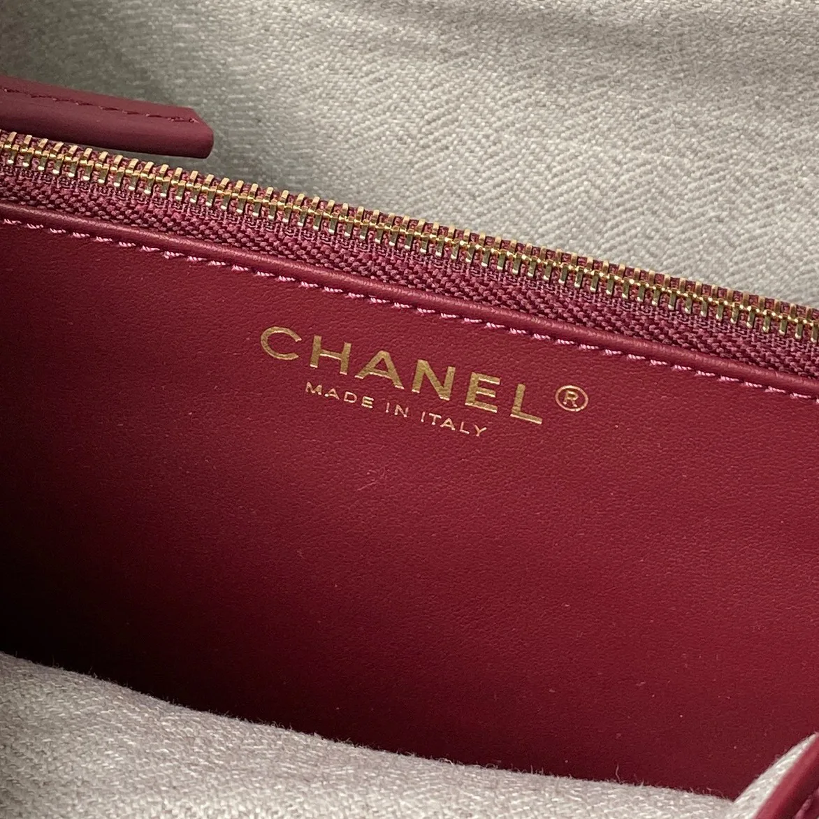 Women's Classic Handbags CHANEL 18208008