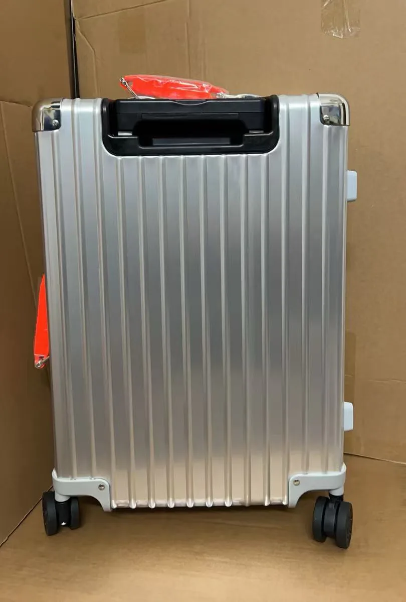 Suitcases RIMOWA 16938636