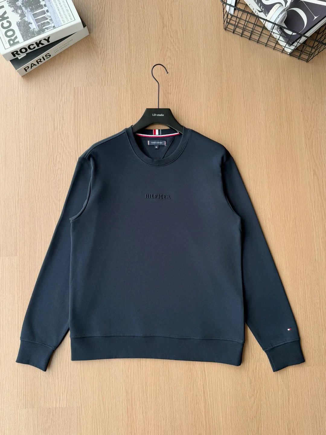 Women's Sweatshirts And Hoodies TOMMY HILFIGER 18182380