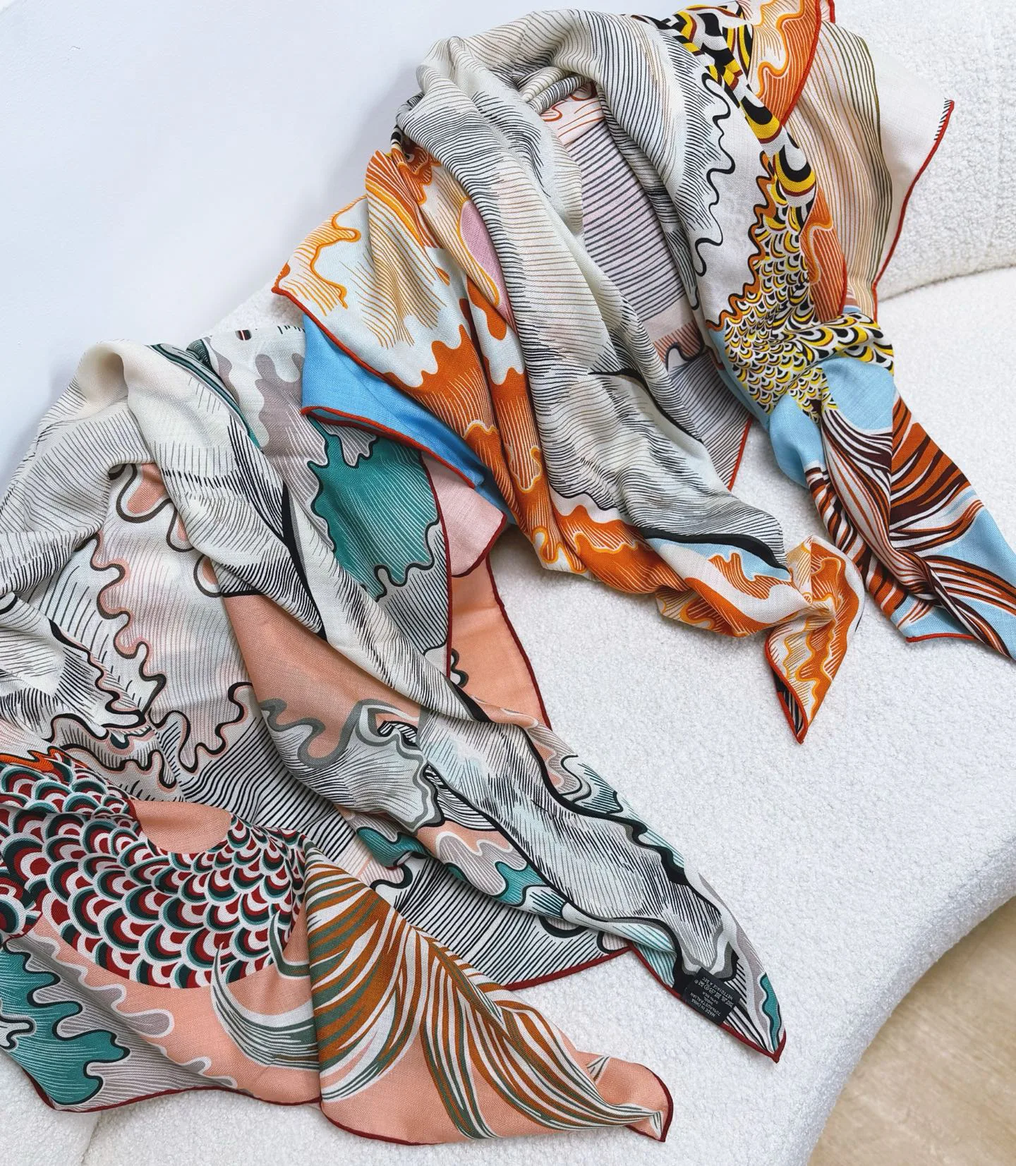 Silk Scarves HERMES 18222451