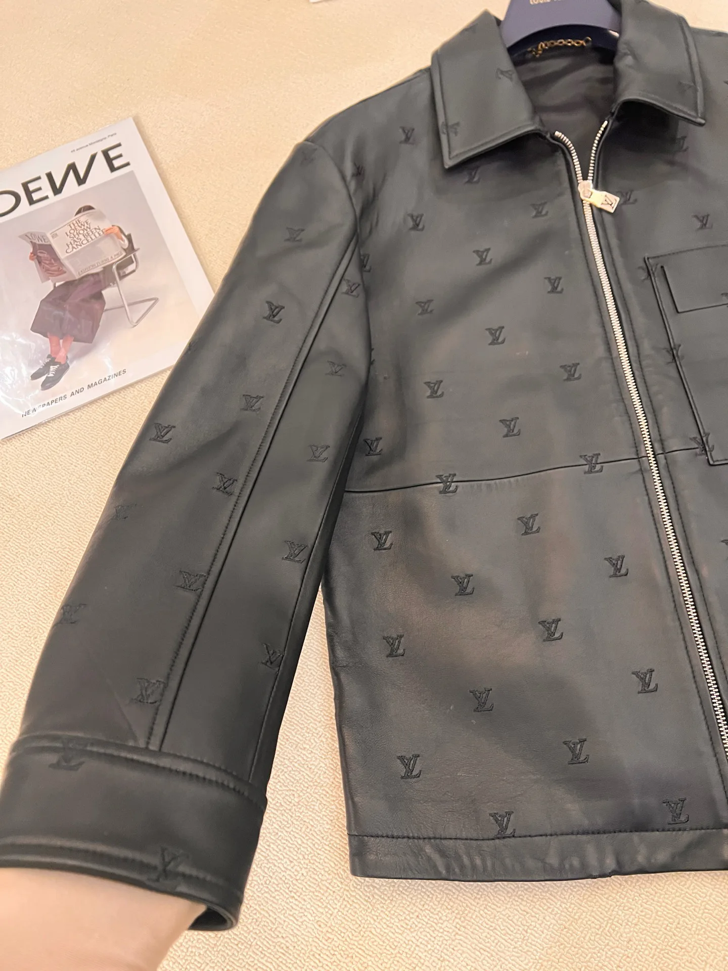 Women's Leather Jackets And Sheepskin Coats LOUIS VUITTON 18409007