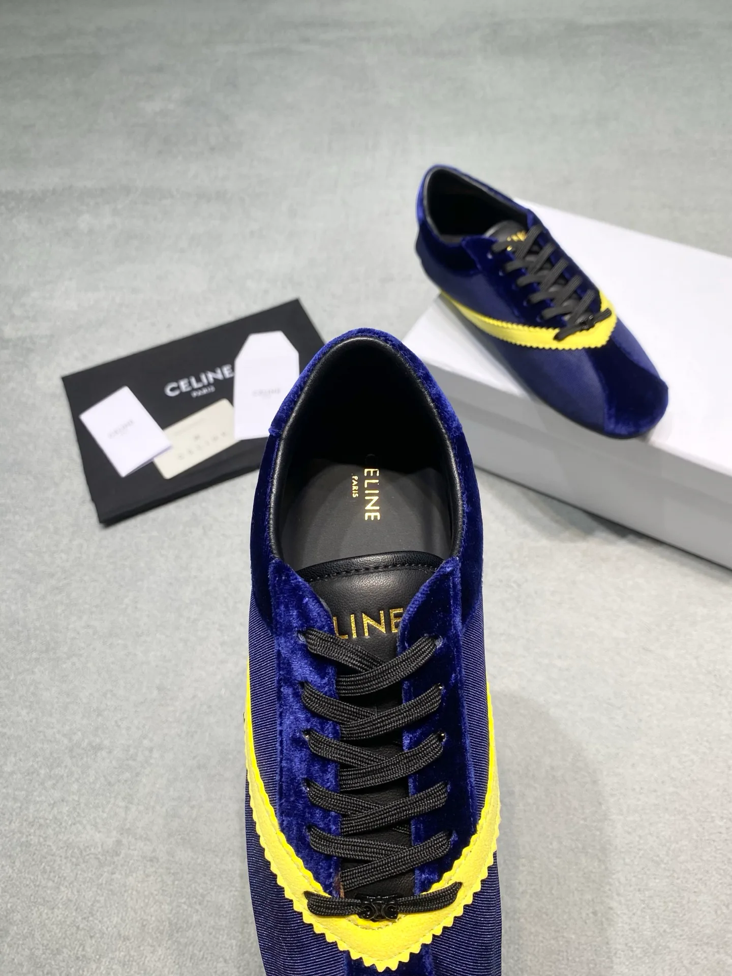 Women's Sneakers CELINE 17433733