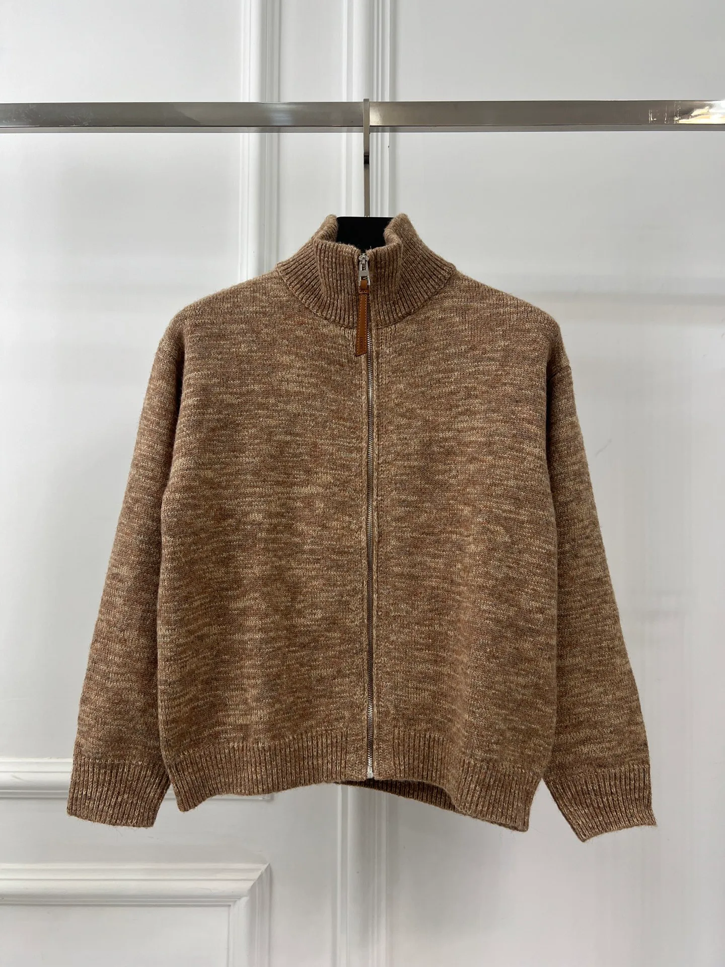 Women's Jumpers And Sweaters LOEWE 17950274
