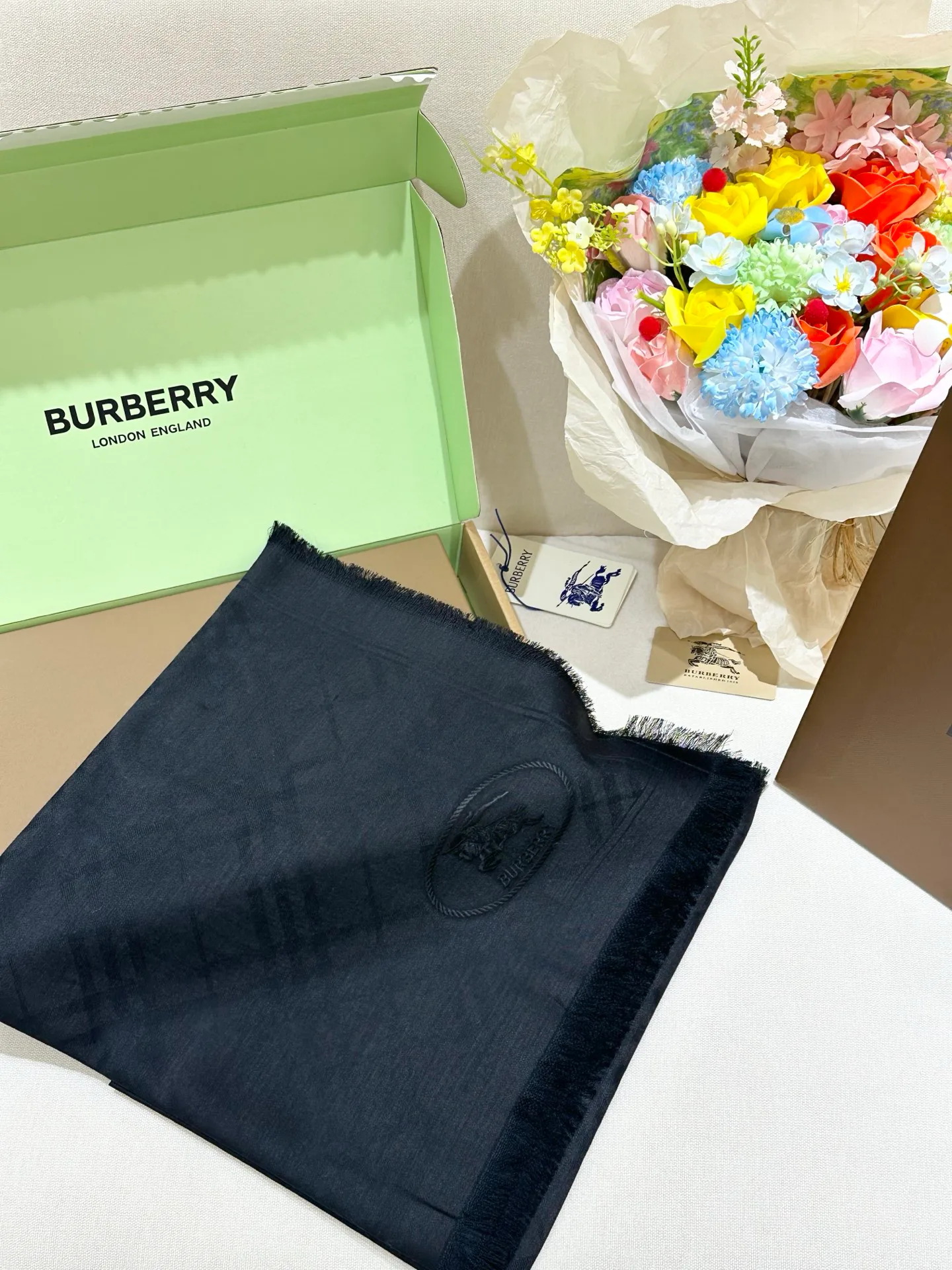 Scarves BURBERRY 17916814