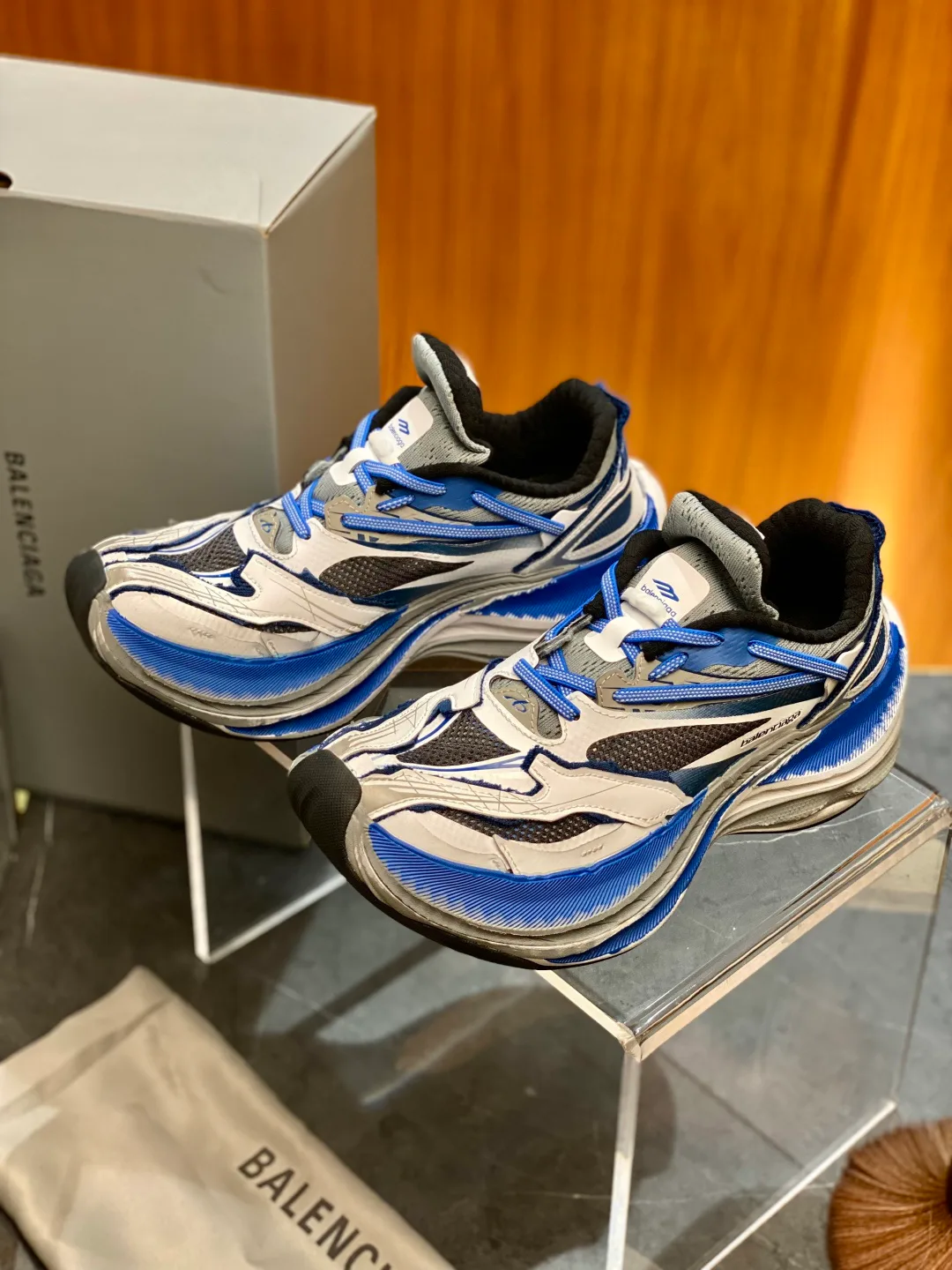 Women's Sneakers BALENCIAGA 16934988