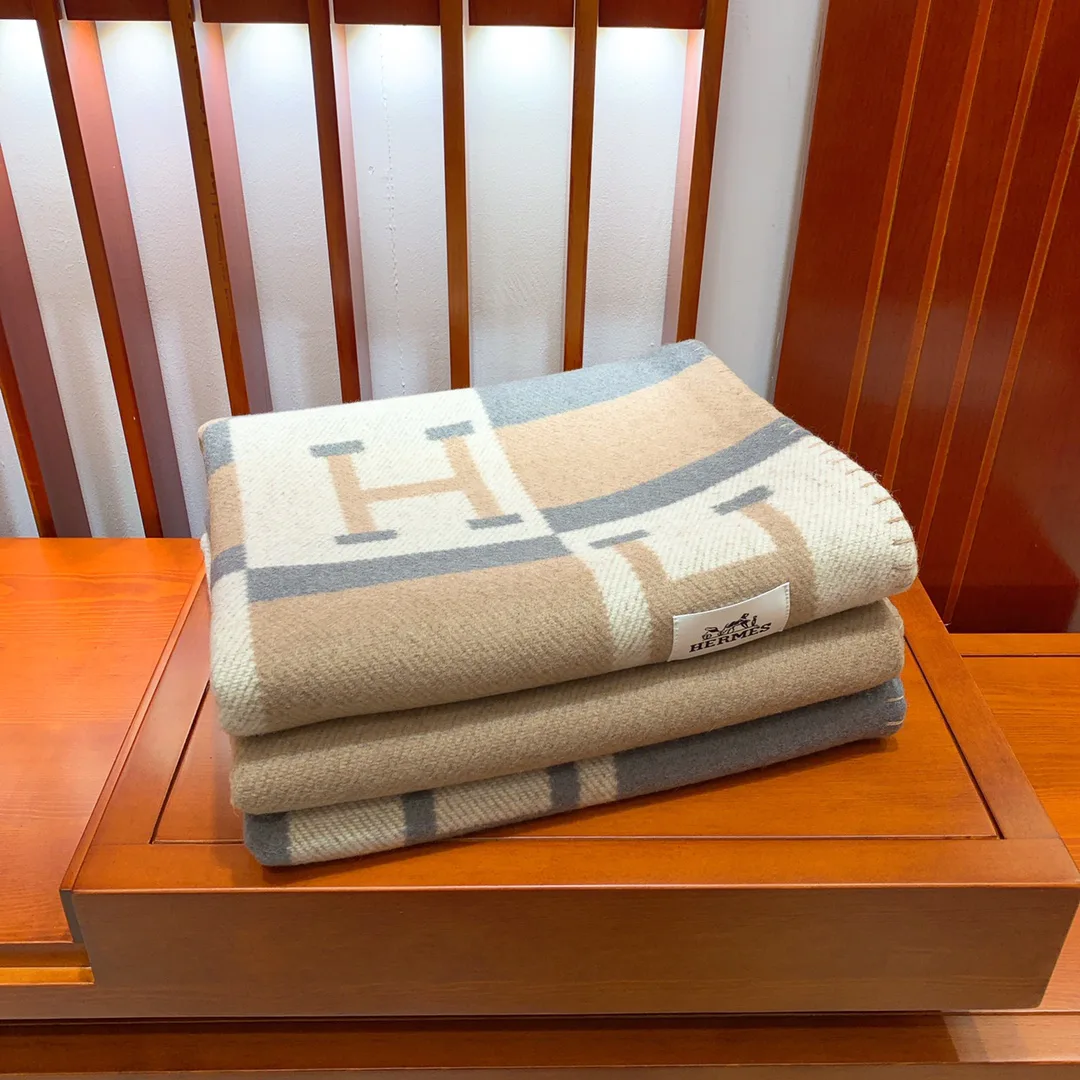Textiles HERMES 17992390