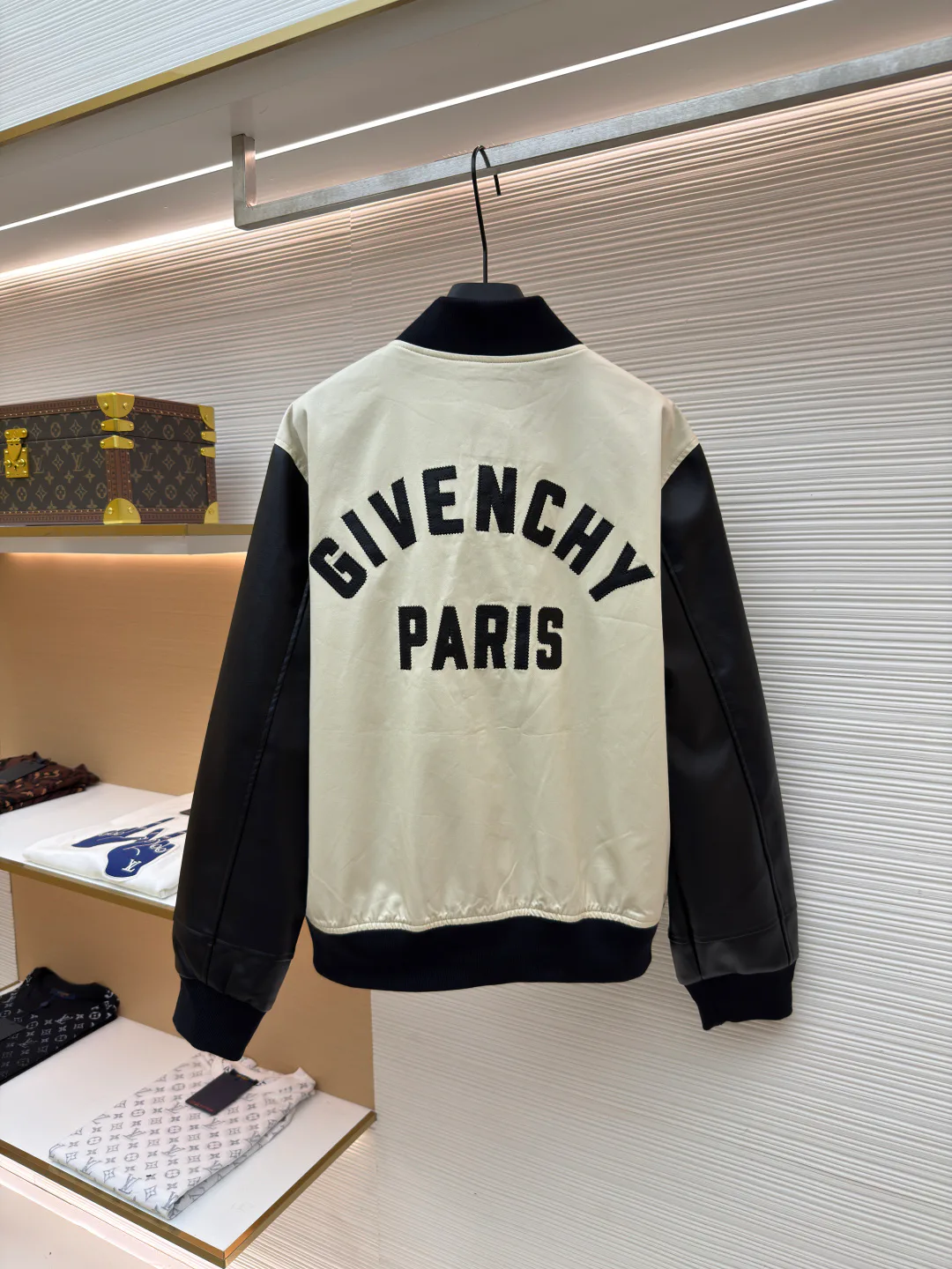Men's Jackets And Down Jackets GIVENCHY 18154053