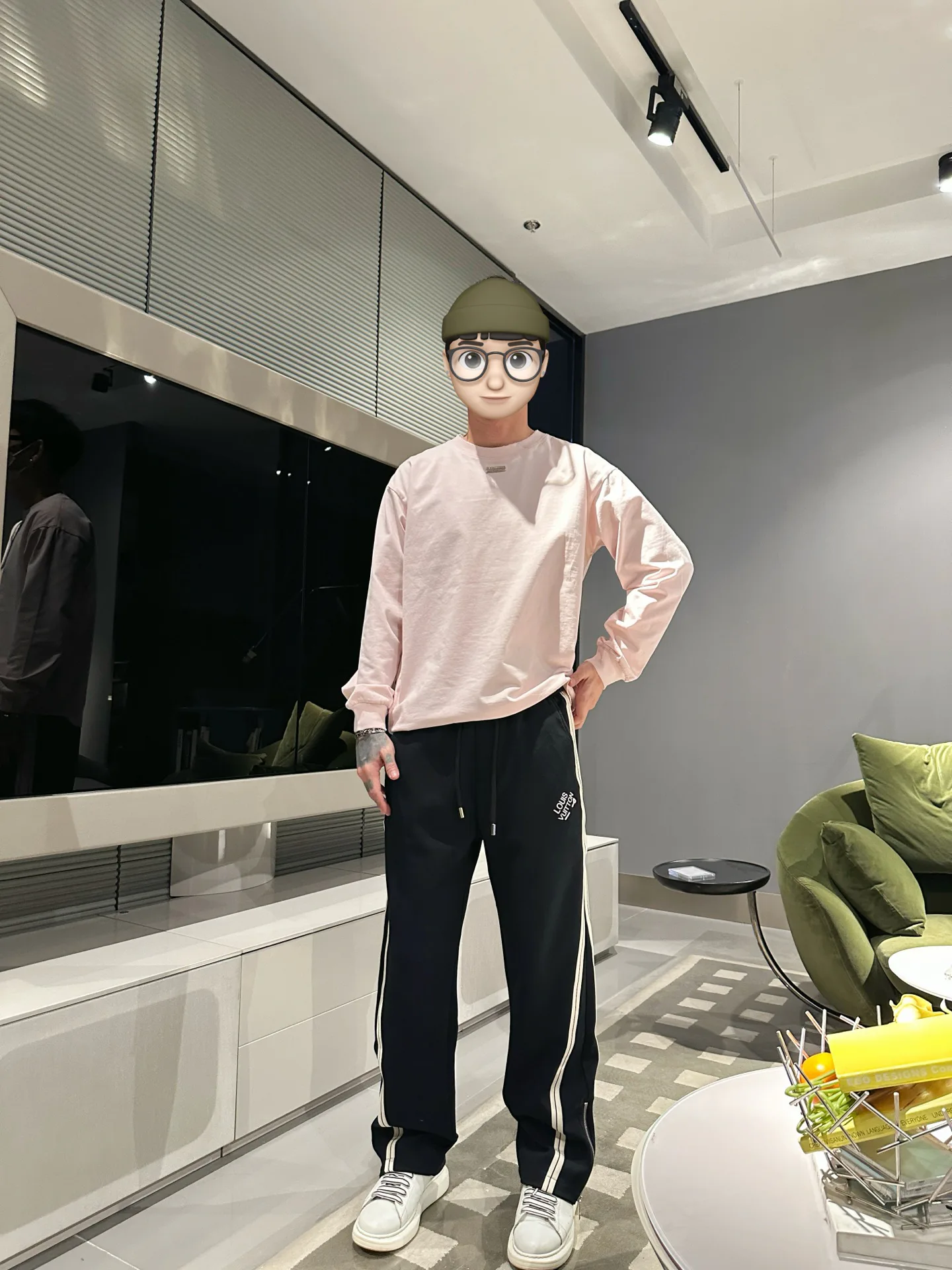 Men's Trousers LOUIS VUITTON 18499666