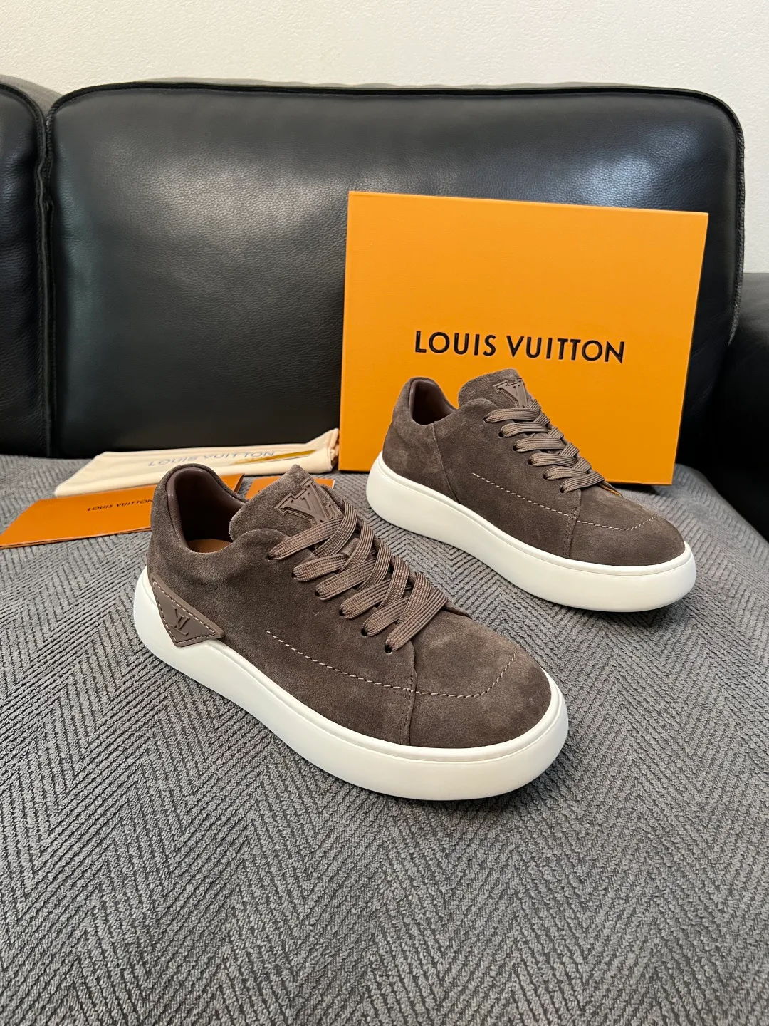 Men's Sneakers LOUIS VUITTON 19545924