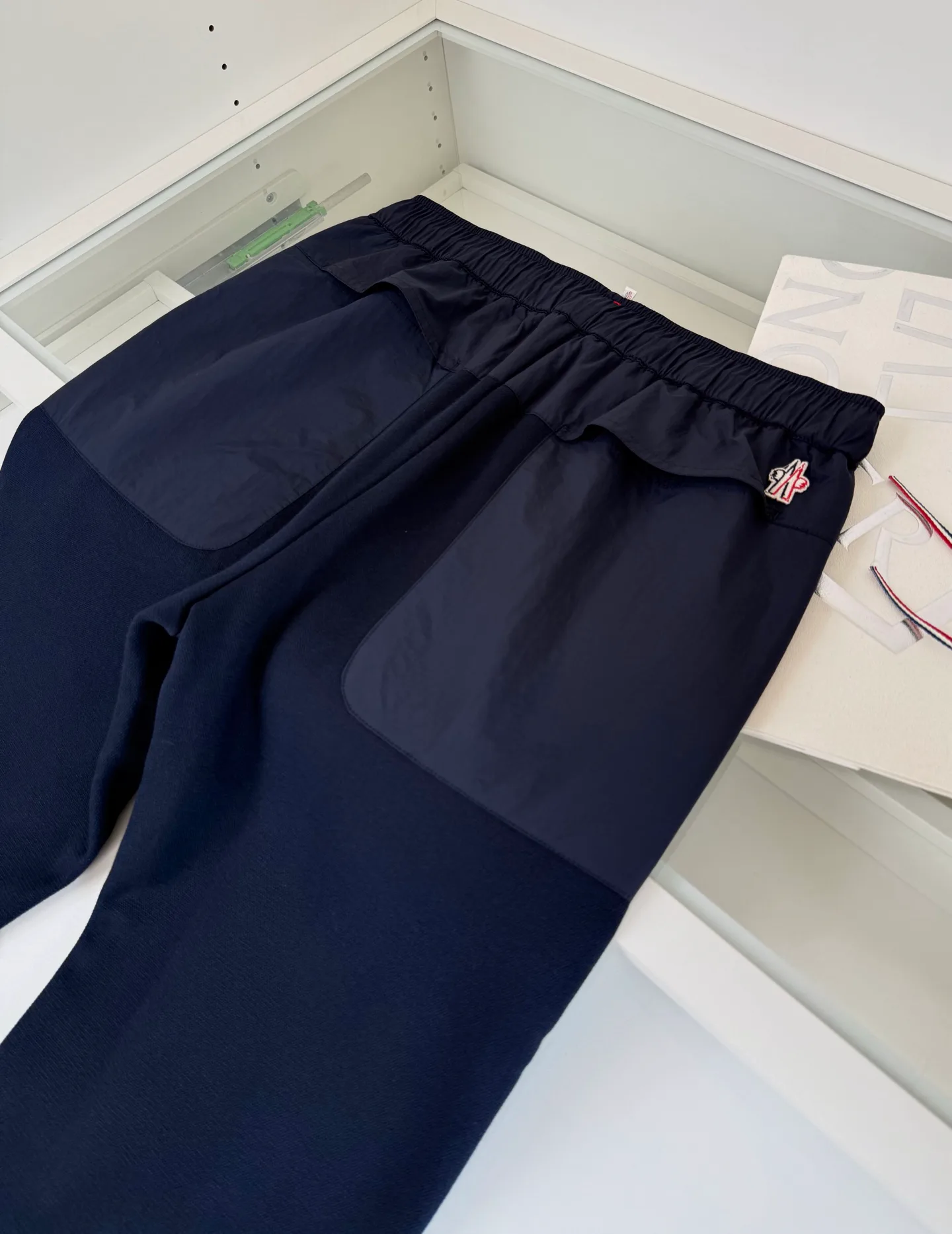 Брюки Мужские Moncler 18620411