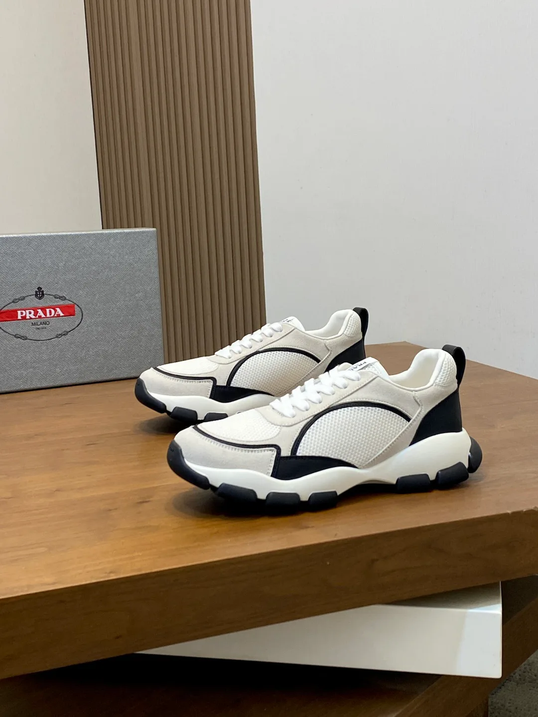 Women's Sneakers PRADA 18055233