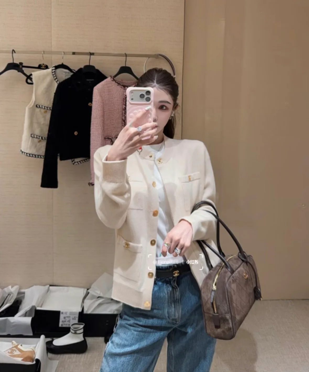 Women's Jumpers And Sweaters CHANEL 18033637