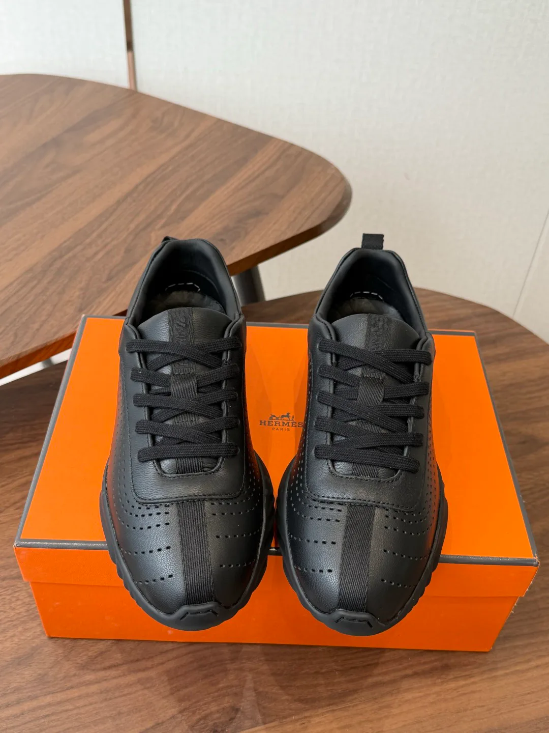 Women's Sneakers HERMES 17128303