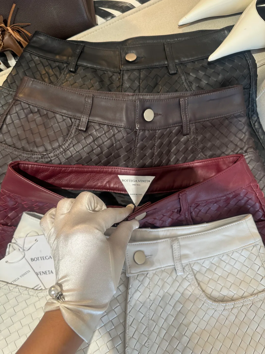 Women's Shorts BOTTEGA VENETA 17460755