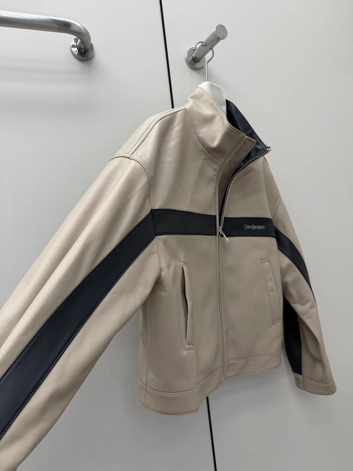 Women's Leather Jackets And Sheepskin Coats SAINT LAURENT 18016050