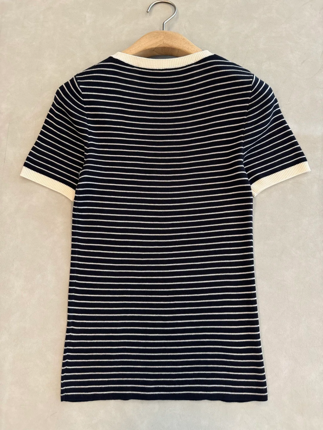 Women's T-Shirts VALENTINO 17463257