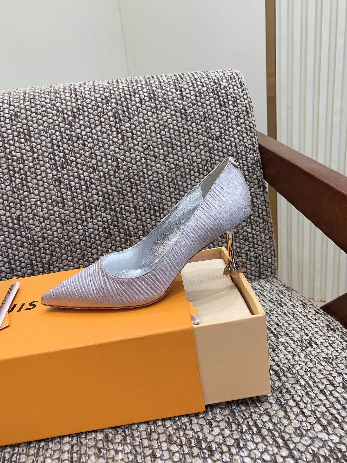 Women's Heels LOUIS VUITTON 18365659