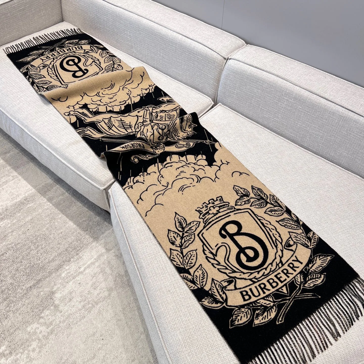 Scarves BURBERRY 17945487