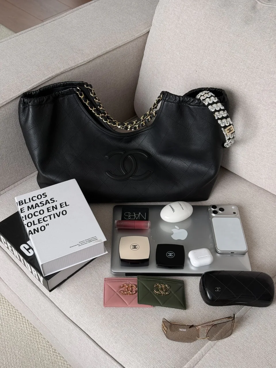 Women's Classic Handbags CHANEL 18468908