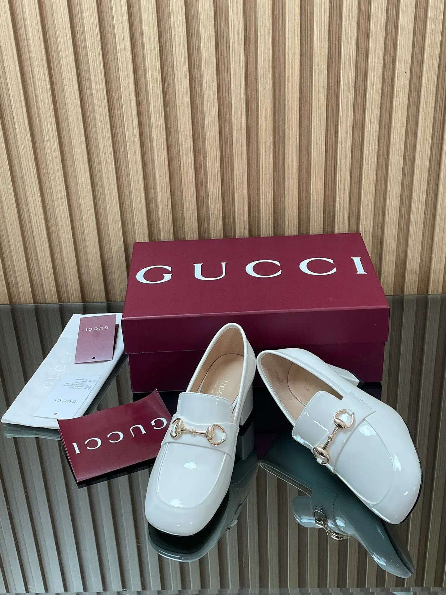Women's Loafers And Moccasins GUCCI 18152967