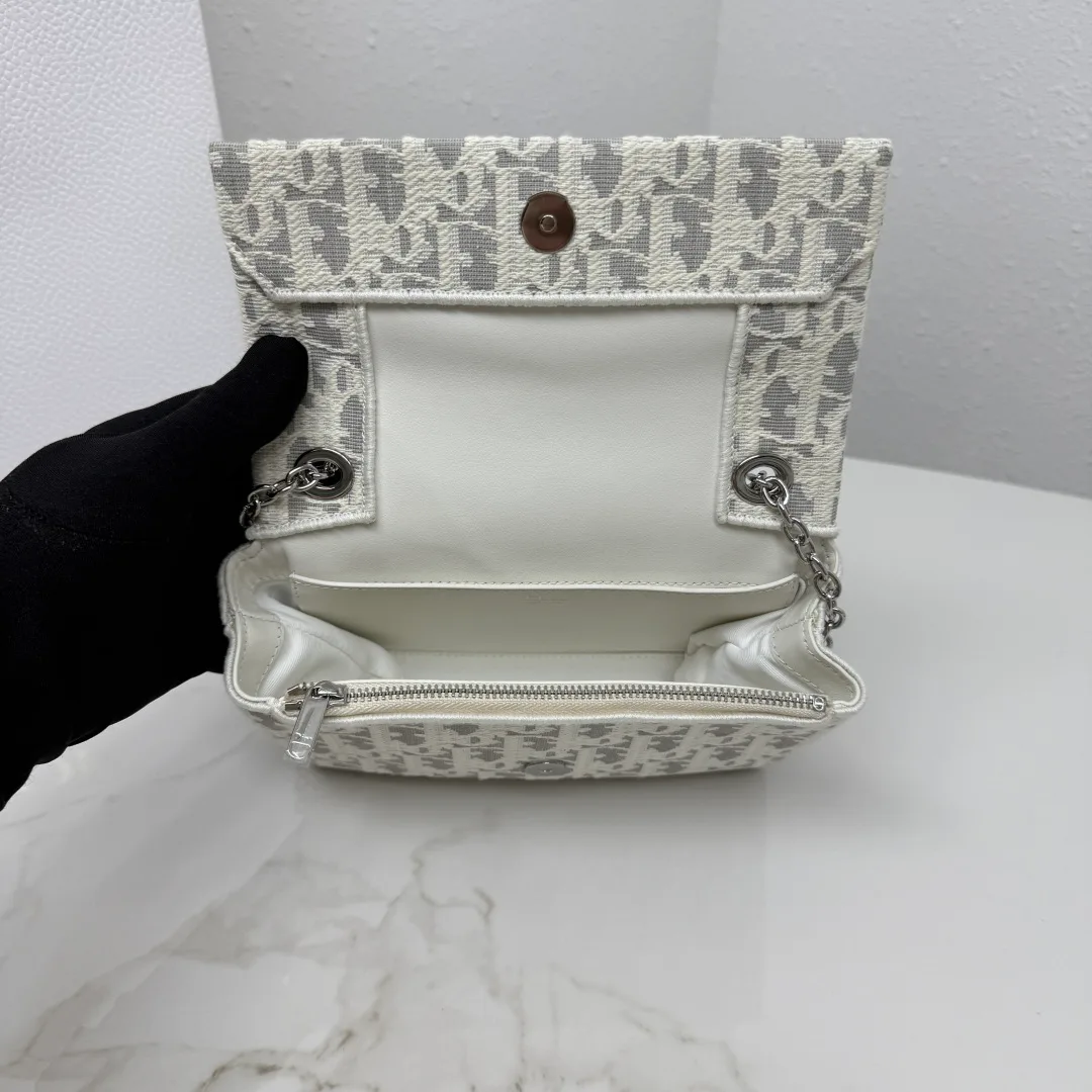 Women's Classic Handbags CHRISTIAN DIOR 18116421