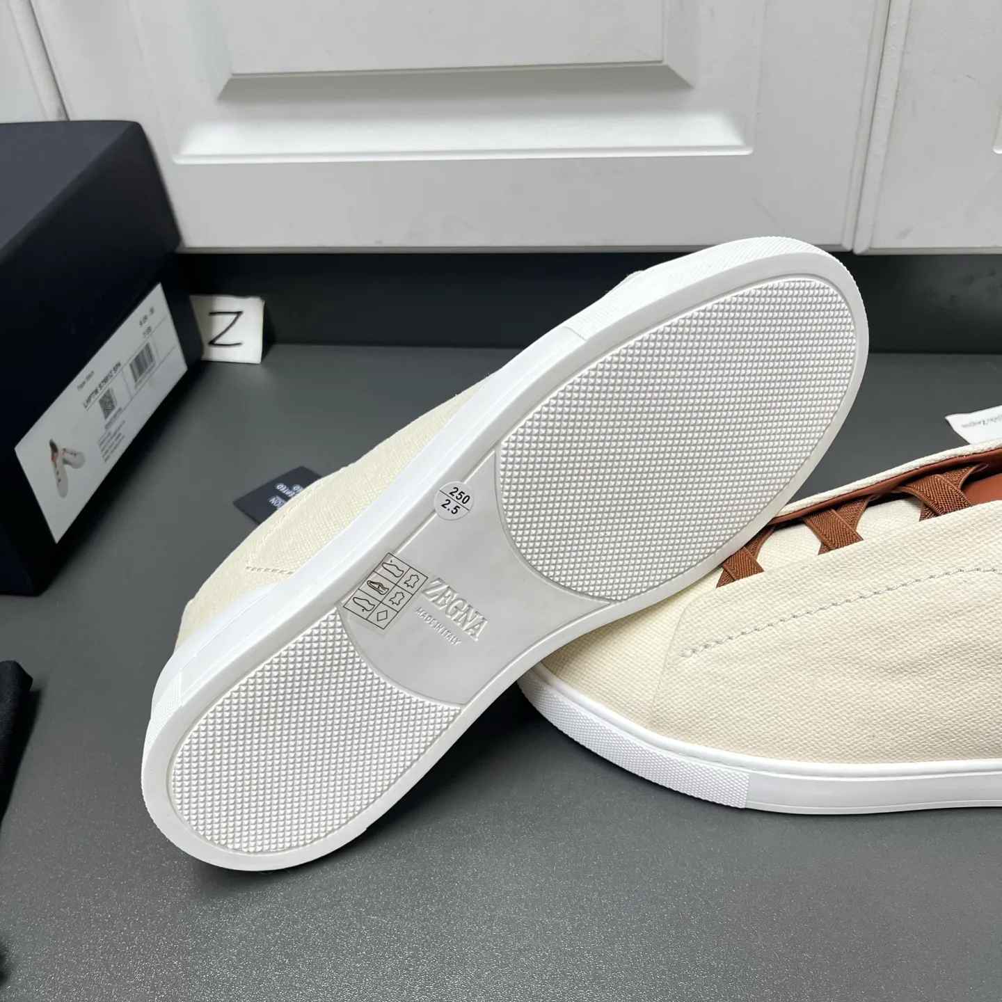 Men's Sneakers ZEGNA 18500265