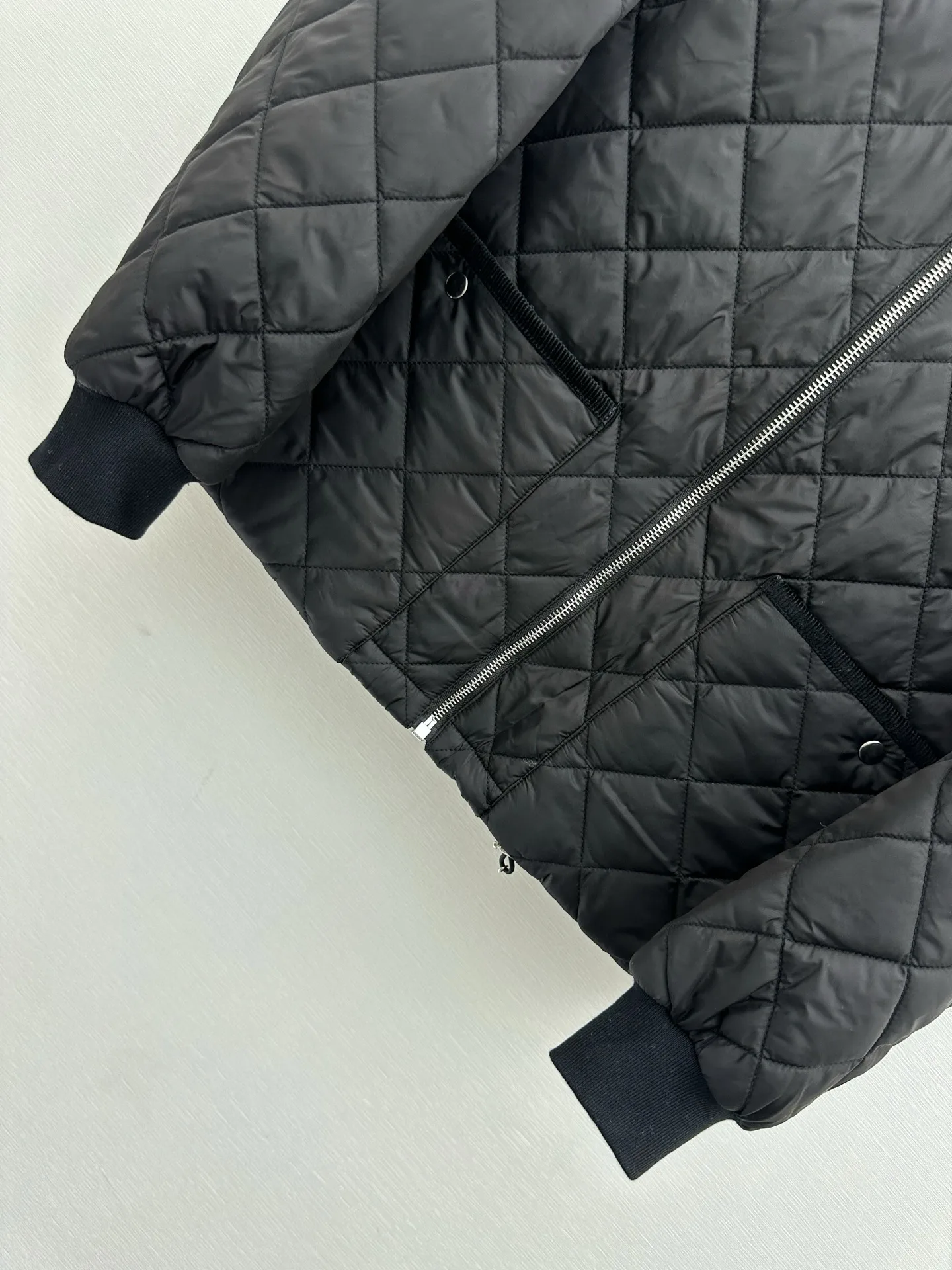 Women's Jackets And Down Jackets PRADA 18364723