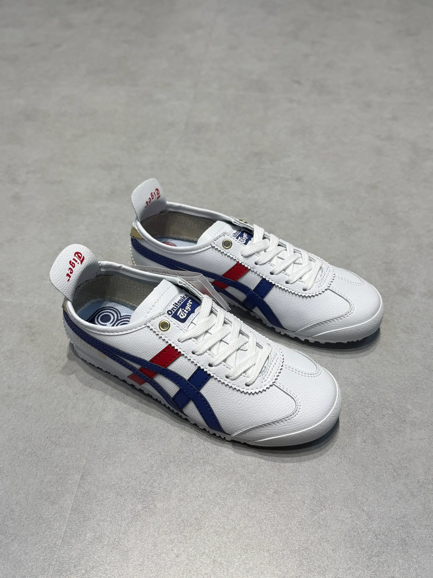 Women's Sneakers ASICS 18192629