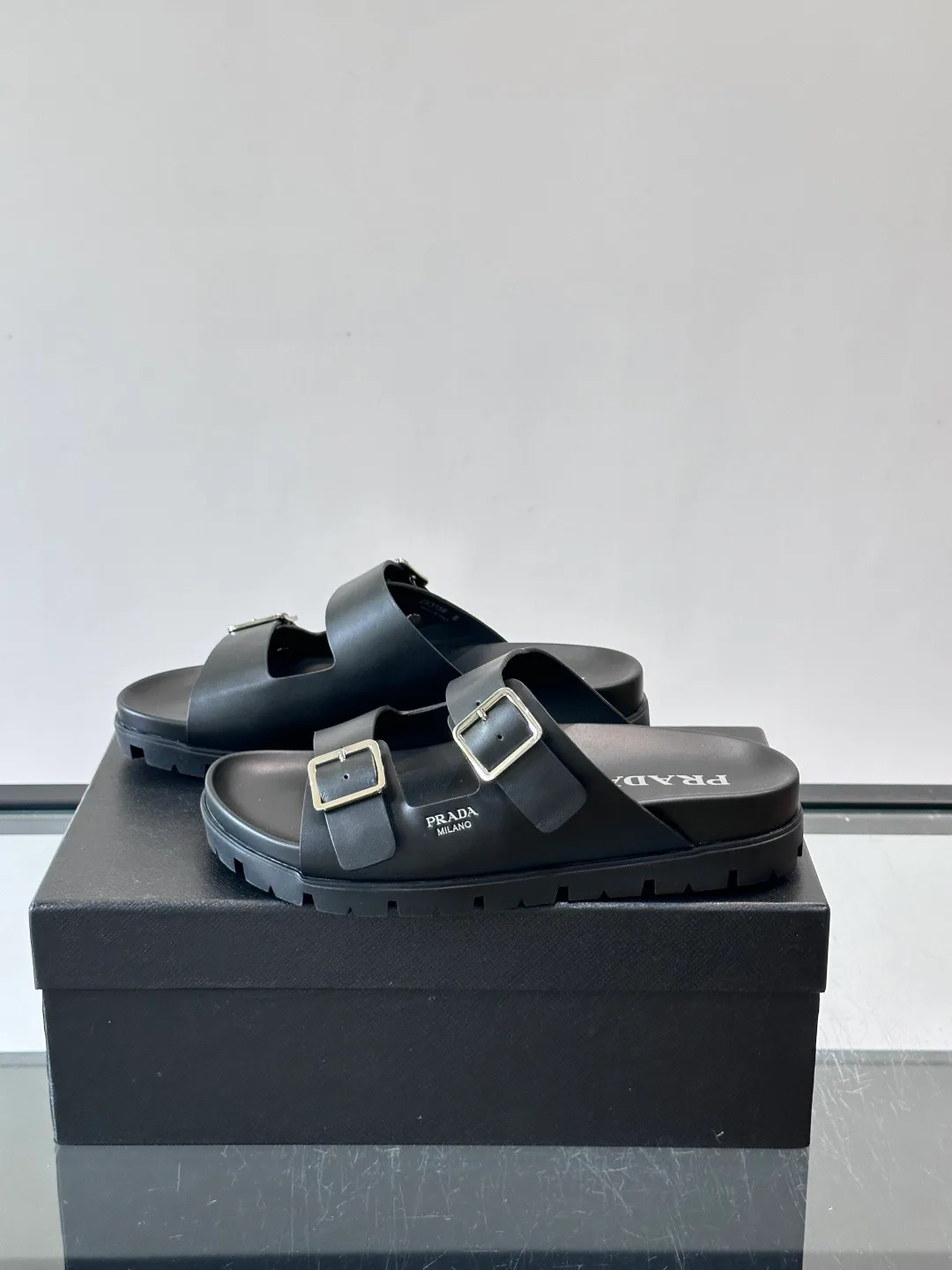 Women's Flip-Flops PRADA 17689200