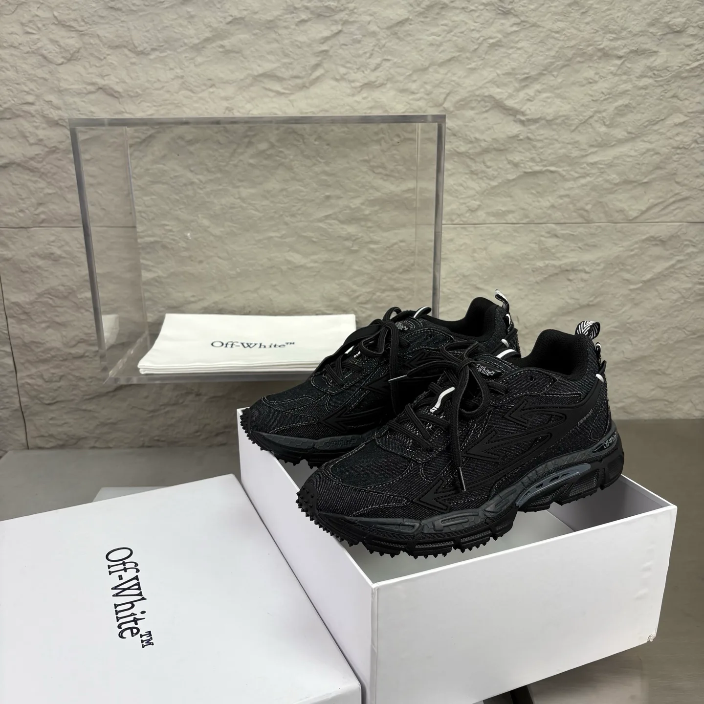 Women's Sneakers OFF-WHITE 18351520