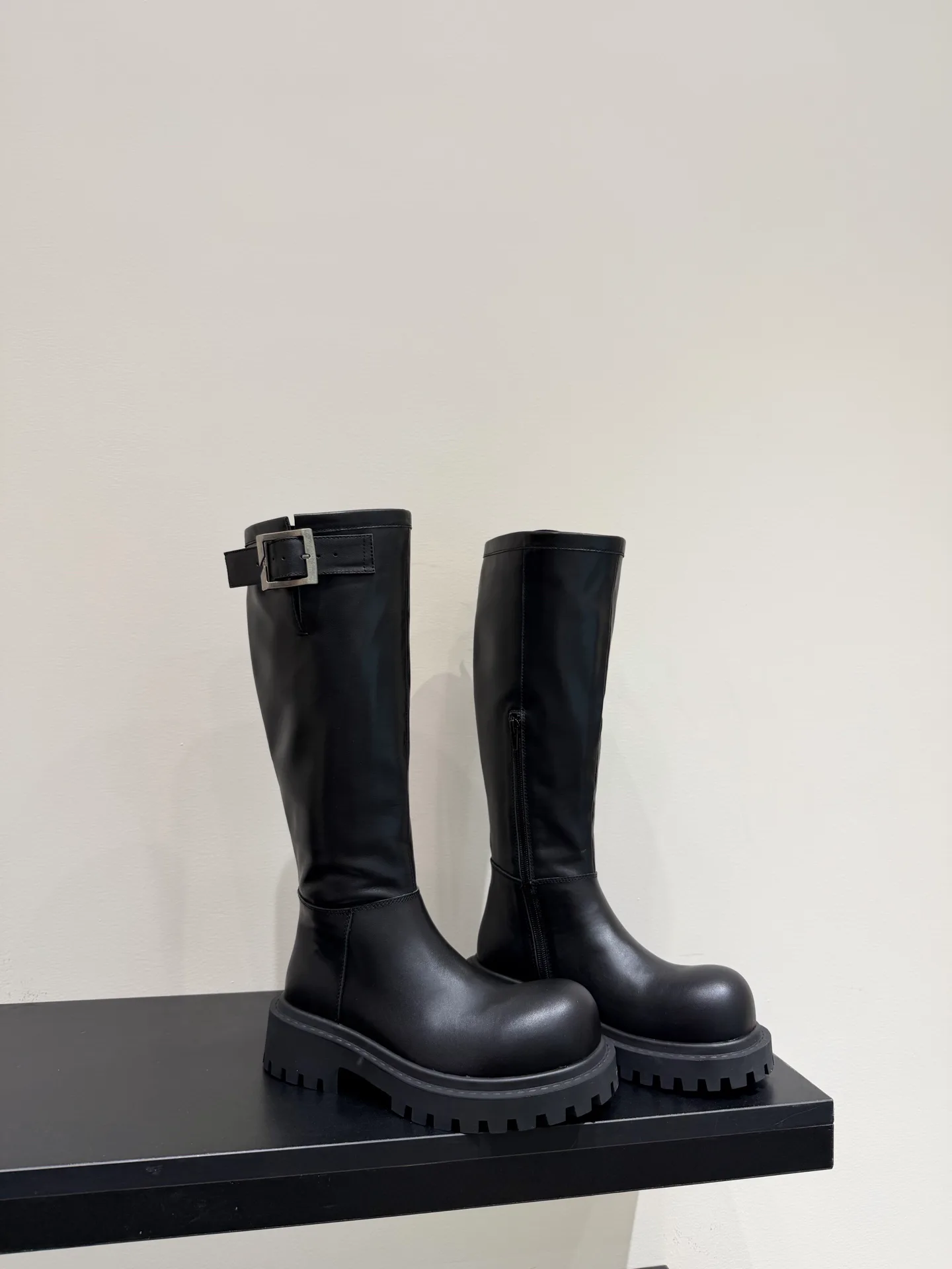 Women's Boots BALENCIAGA 18087564