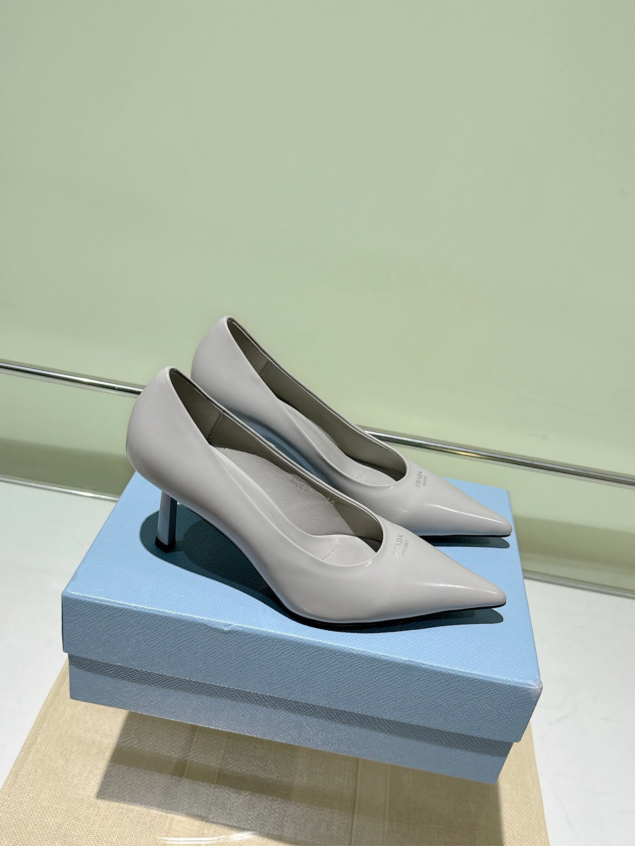 Women's Heels PRADA 18083948