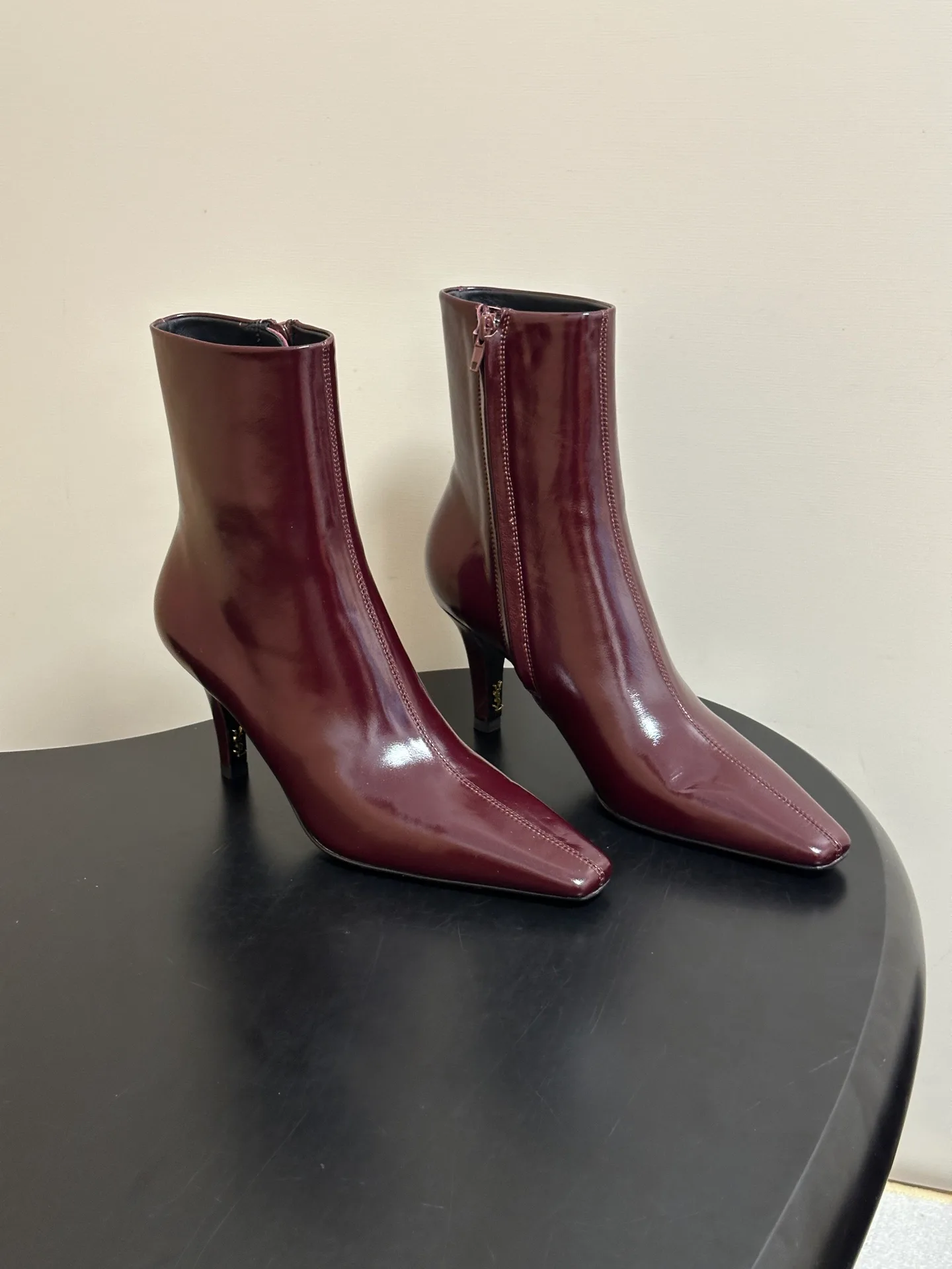 Women's Booties SAINT LAURENT 18492619