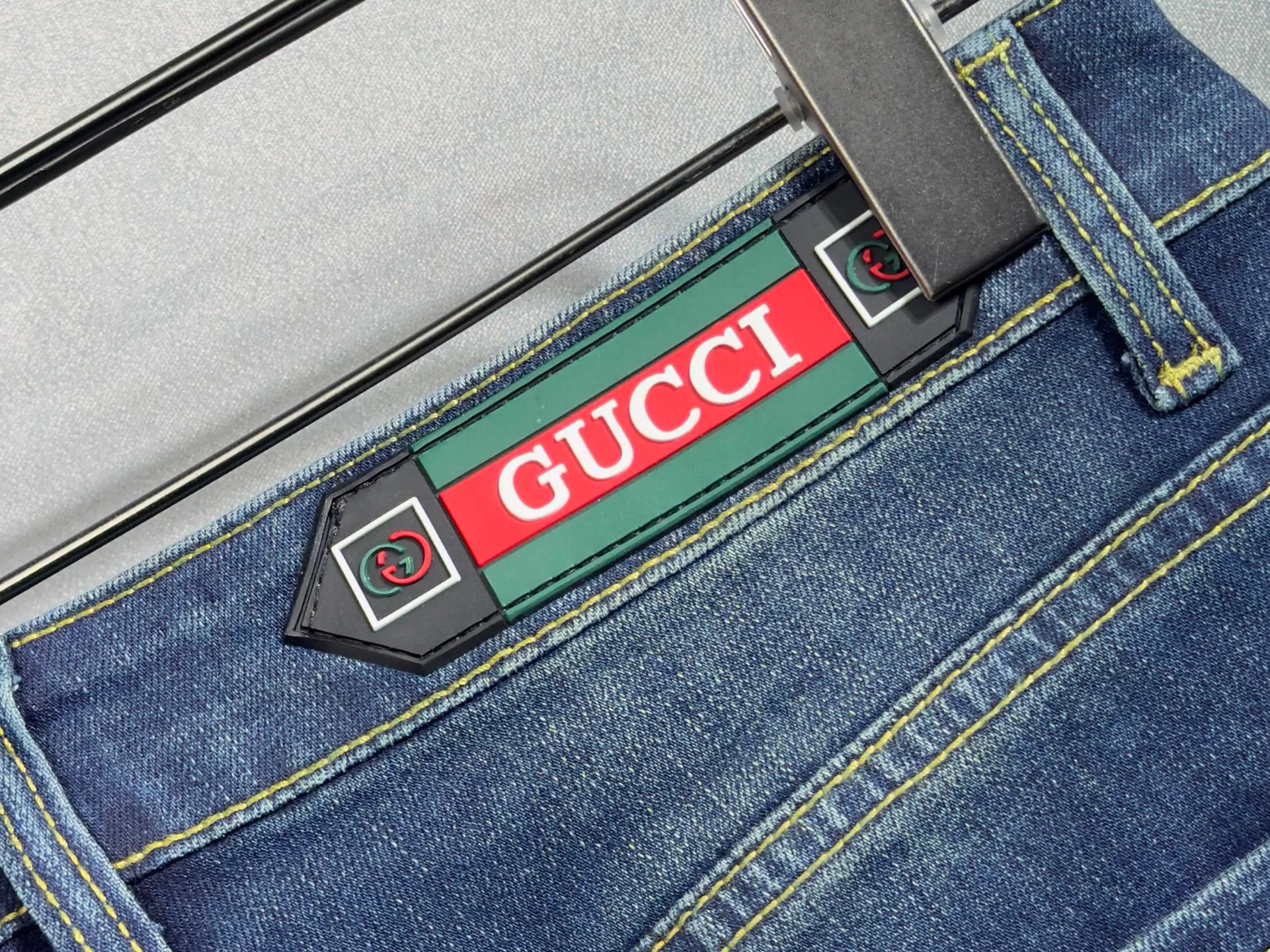 Men's Jeans GUCCI 18098364