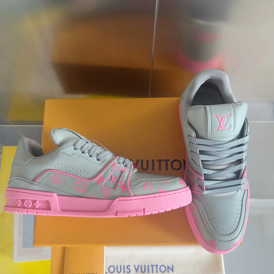 Men's Sneakers LOUIS VUITTON 17483773