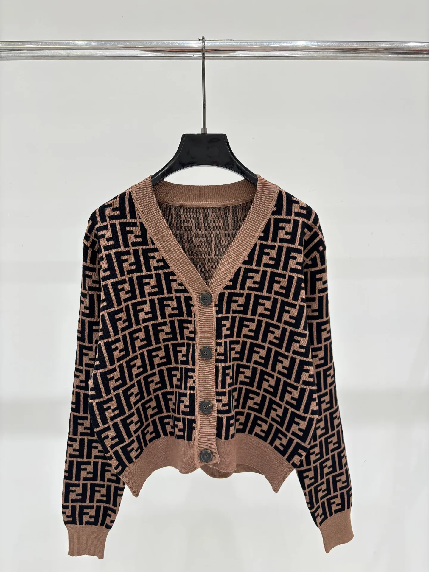 Women's Jumpers And Sweaters FENDI 17930691