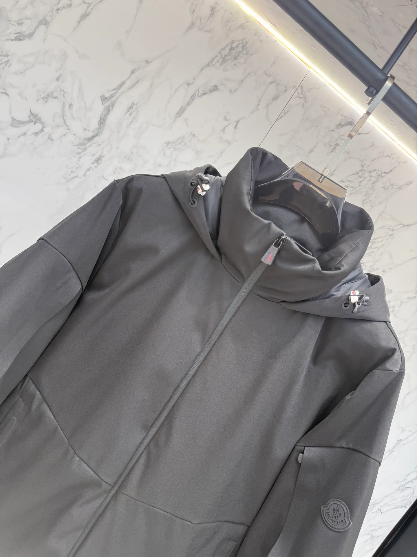 Men's Jackets And Down Jackets MONCLER 18046155